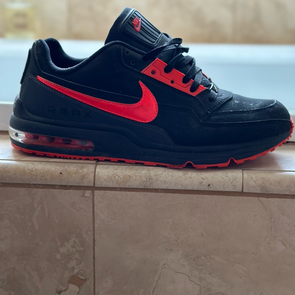 Men’s Nike Air Max